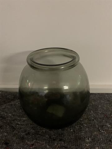 Grå vase 16 cm
